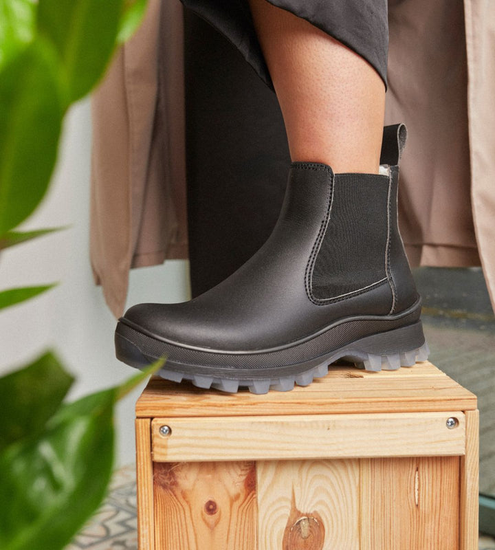 Chelsea Vegan Boots Chunky Black